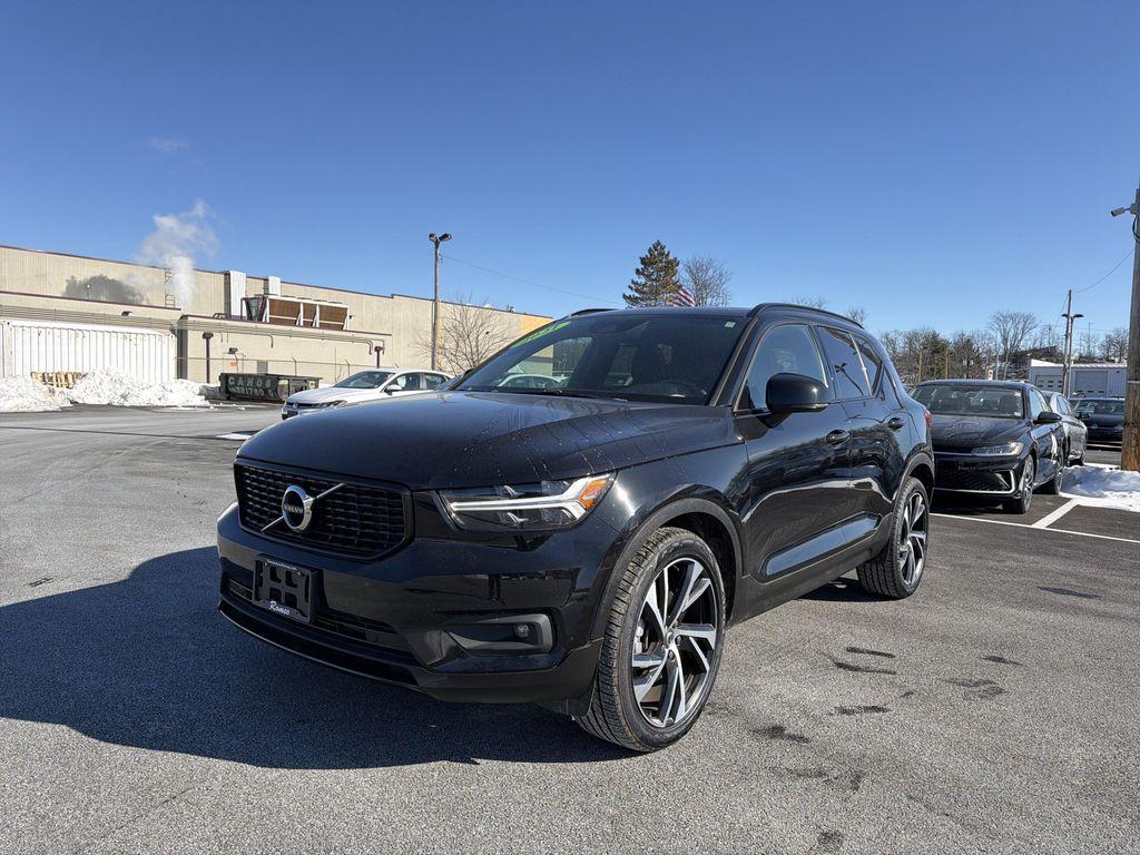 Volvo XC40 2021