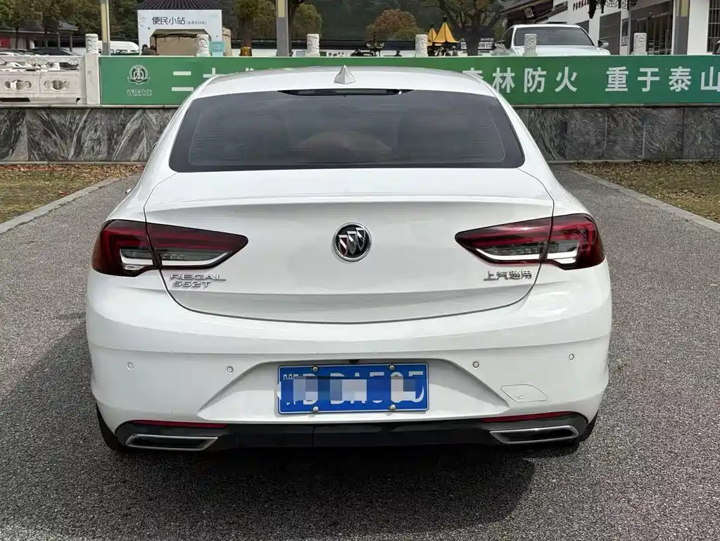 Buick Regal 2022