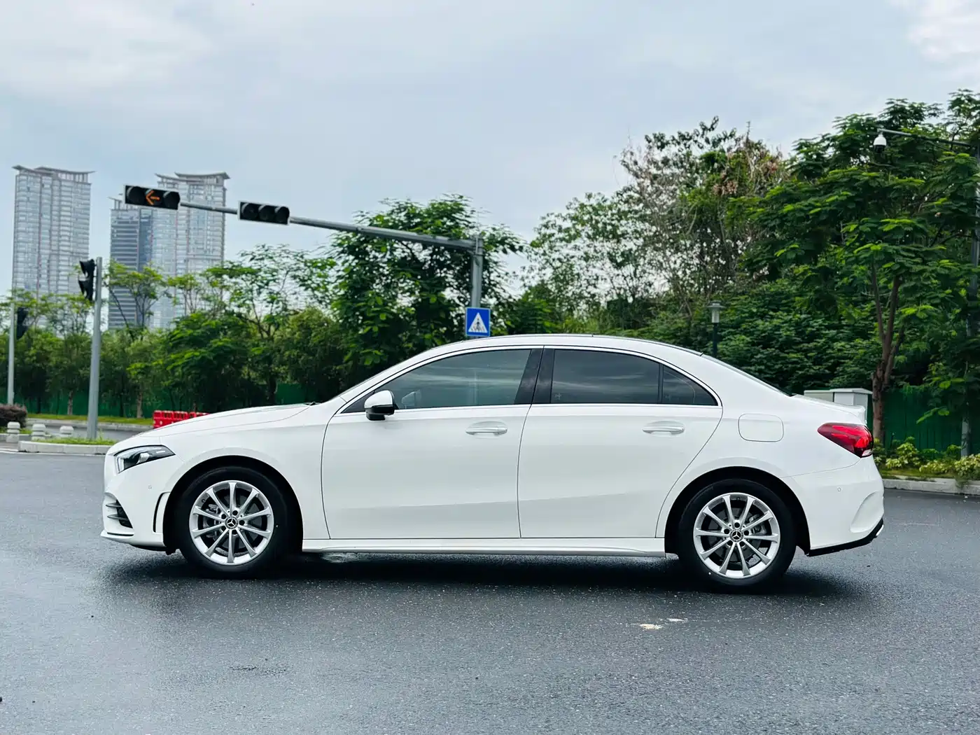 Mercedes-Benz A-Класс 2021