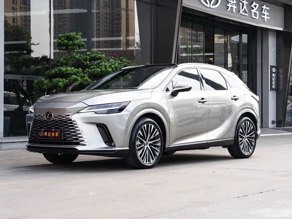 Lexus RX 2023