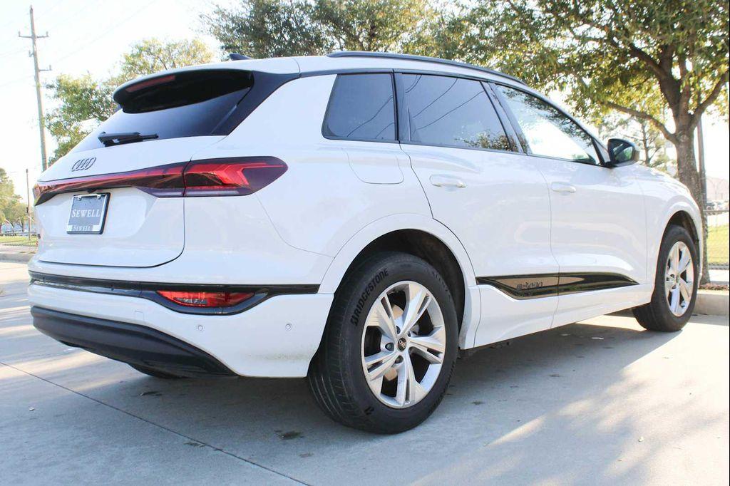 Audi Q6 e-tron 2025