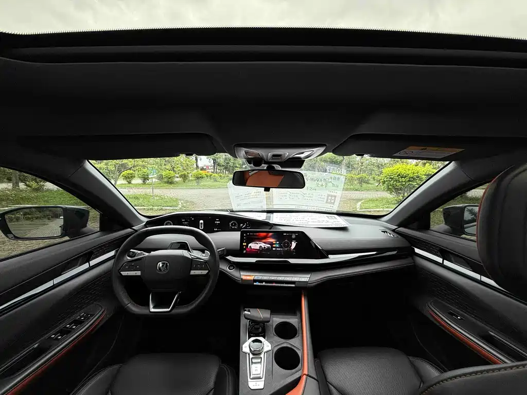 Changan UNI-V 2022