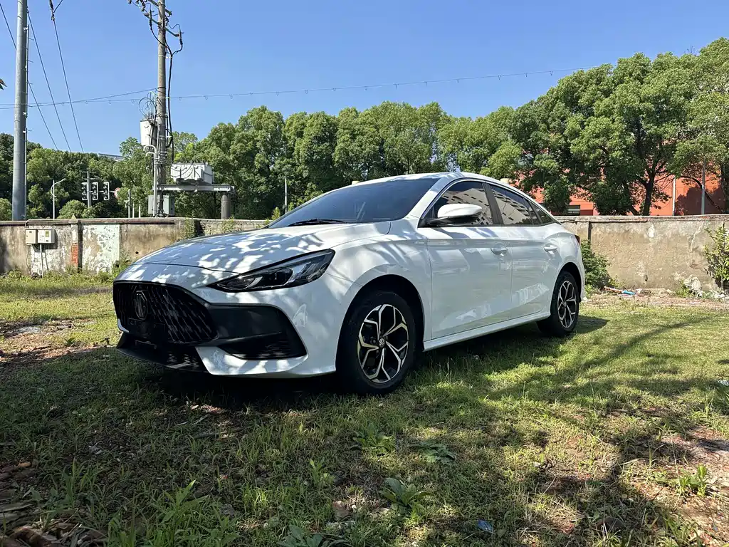 MG MG5 2021