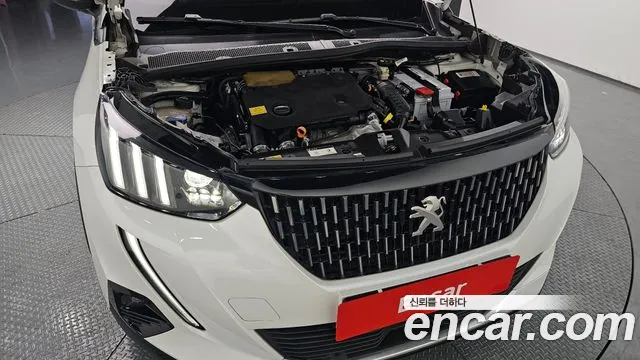 Peugeot 2008 2021
