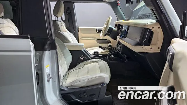 Ford Bronco 2022