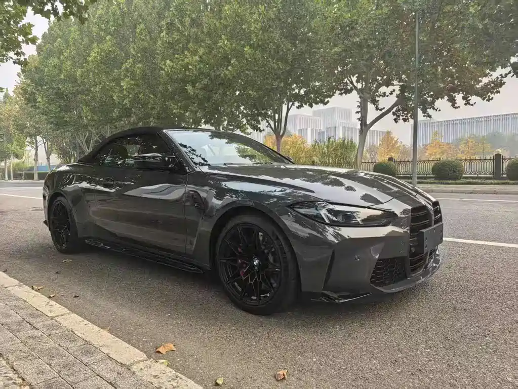 BMW M4 2024