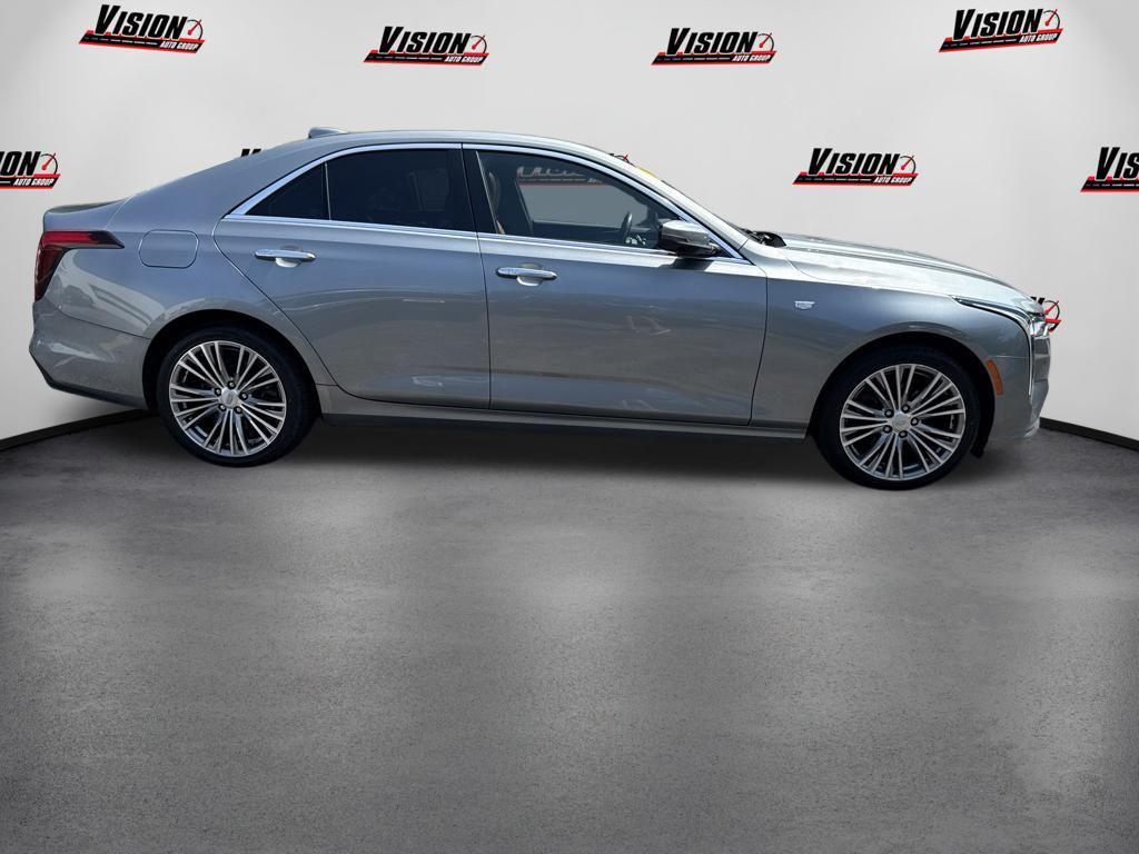 Cadillac CT4 2023