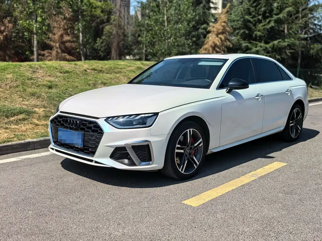 Audi A4 2022