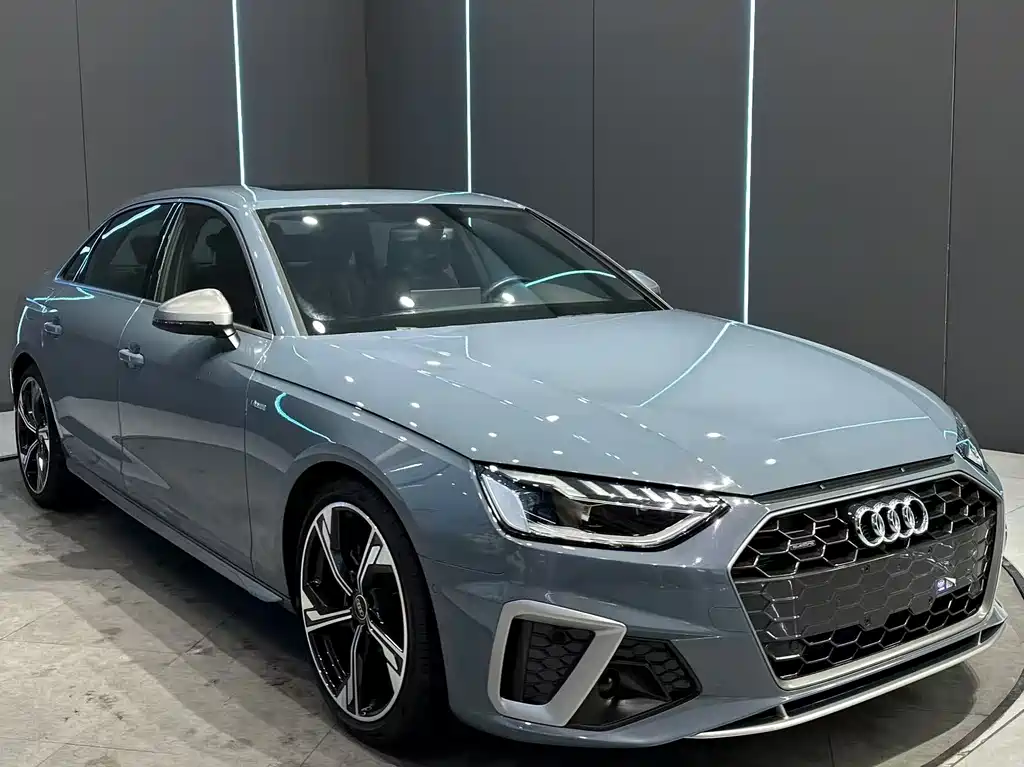 Audi A4 2022