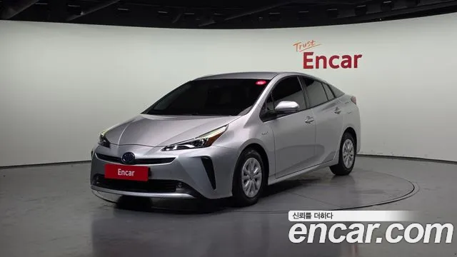 Toyota Prius 2021