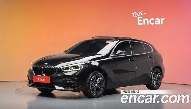 BMW 1 серии 2023