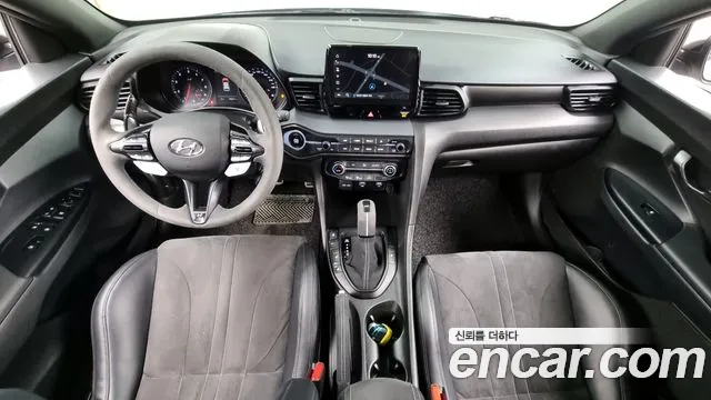 Hyundai Veloster 2021