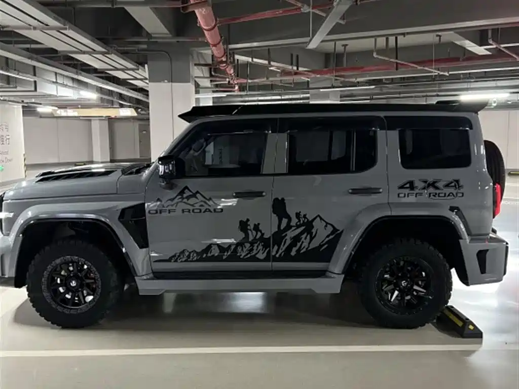 Tank 300 2022