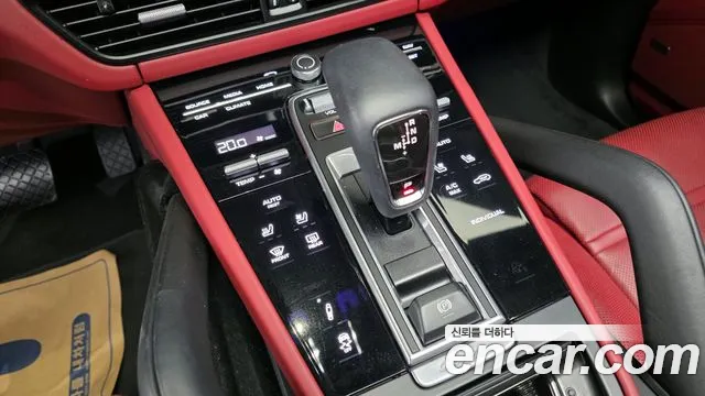 Porsche Cayenne 2023