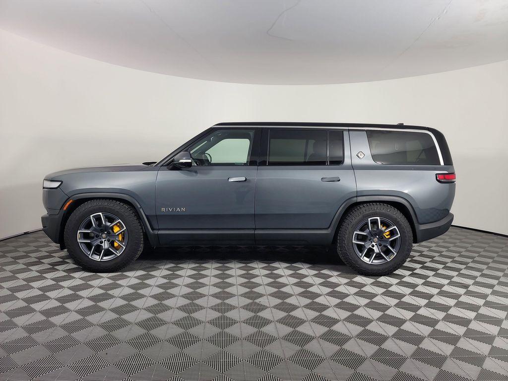 Rivian R1S 2023