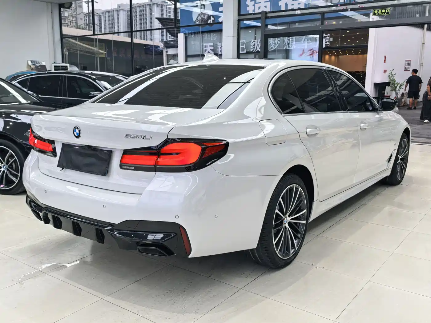 BMW 5 серии 2024