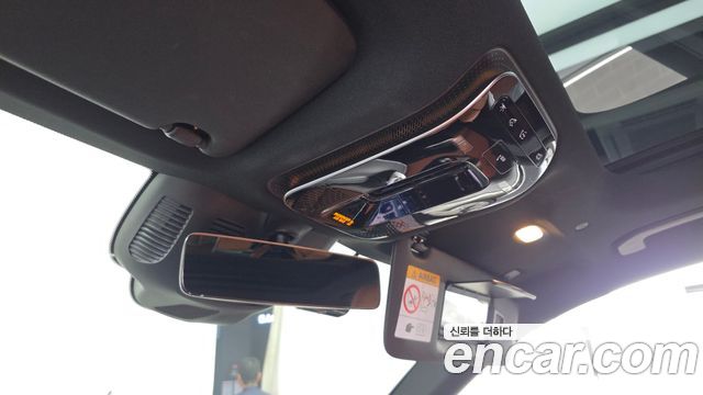 Mercedes-Benz GLC 2025