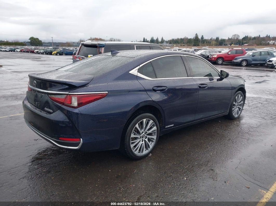 Lexus ES 2021