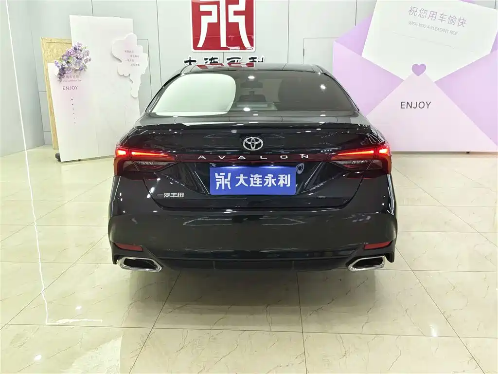 Toyota Avalon 2022