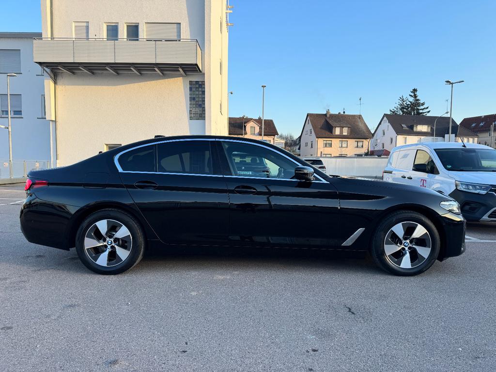 BMW 520 2022