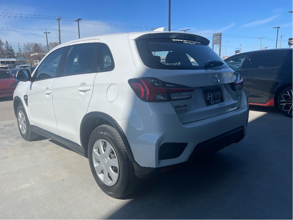 Mitsubishi RVR 2021