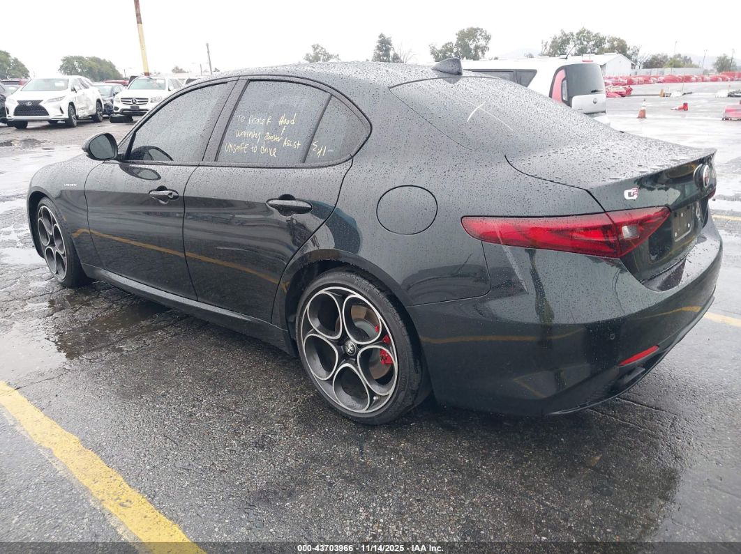 Alfa Romeo Giulia 2022