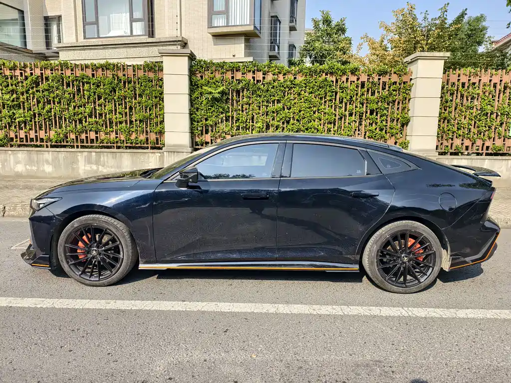 Changan UNI-V 2023