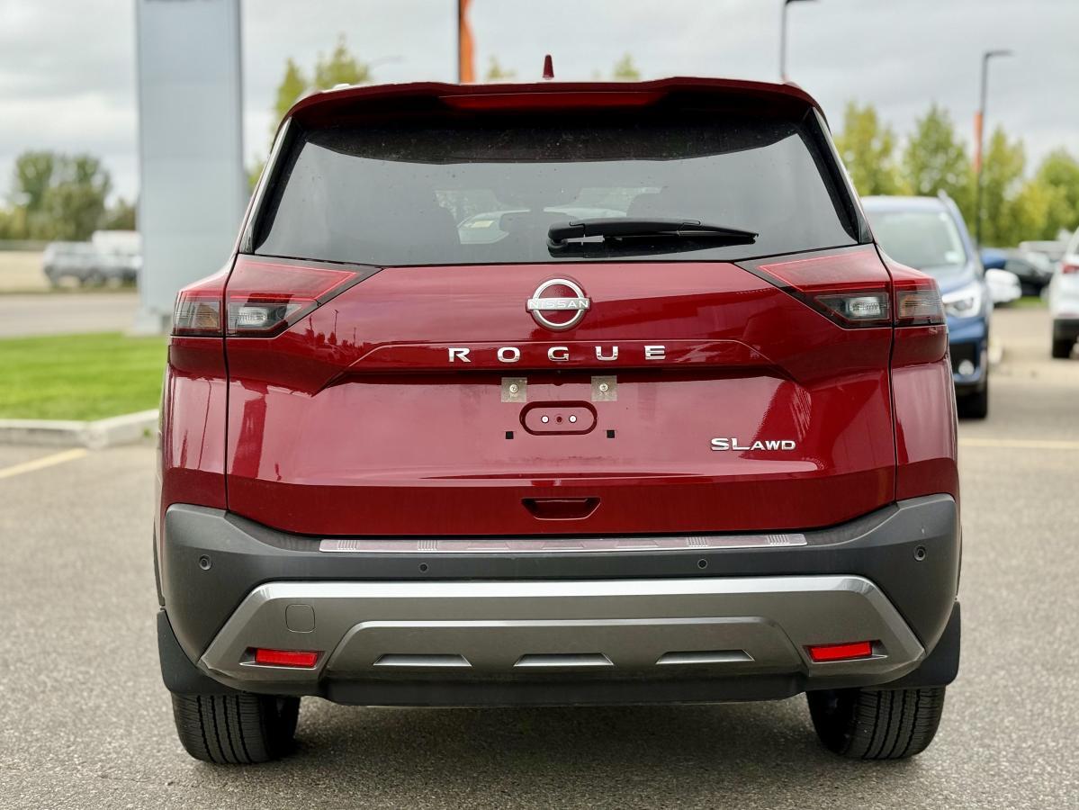 Nissan Rogue 2023