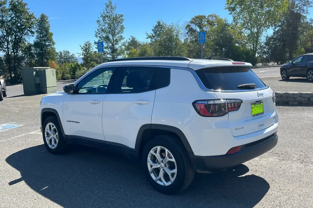 Jeep Compass 2024
