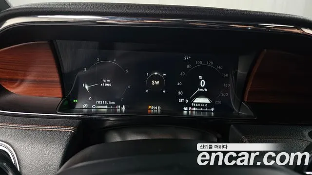 Lincoln Navigator 2021