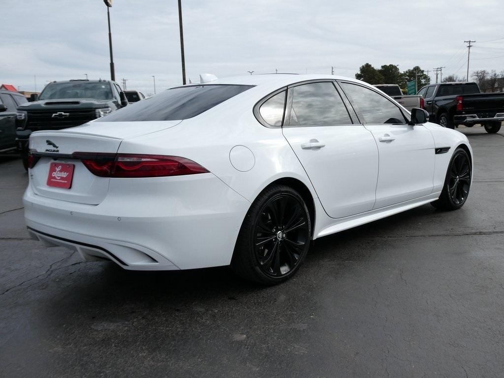 Jaguar XF 2024