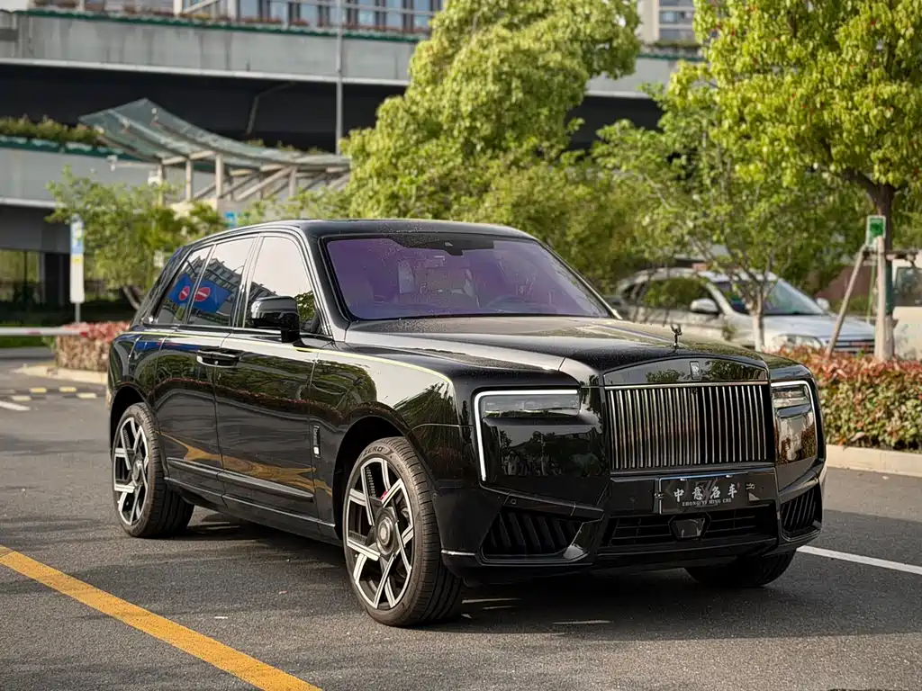 Rolls-Royce Cullinan 2025