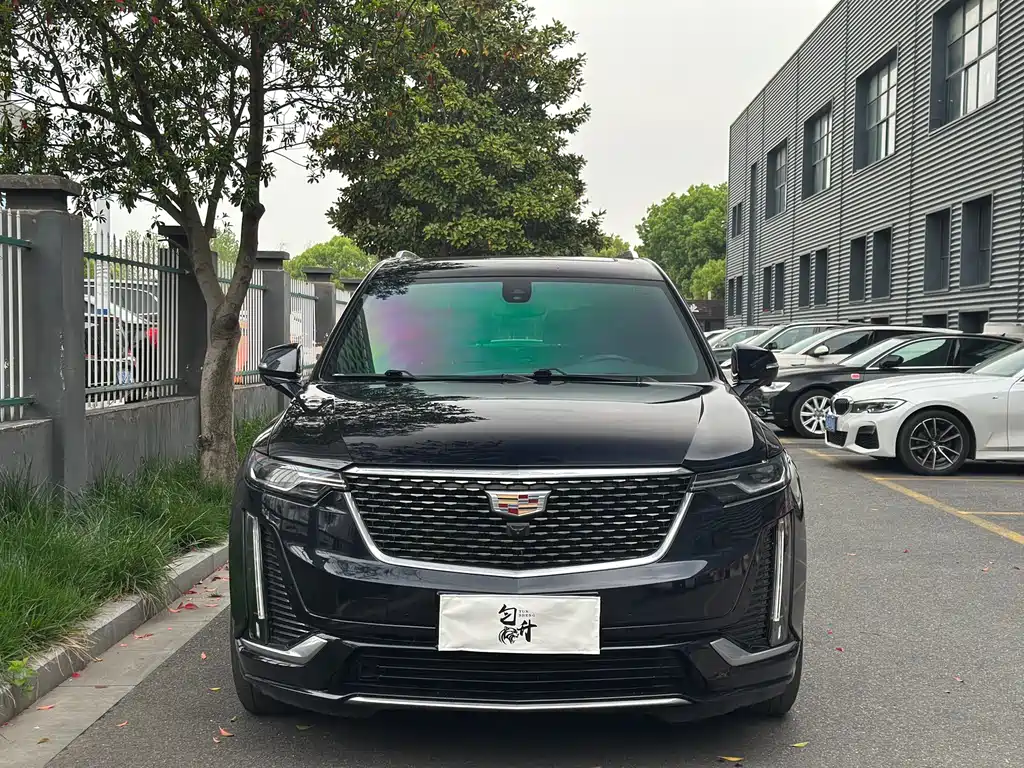 Cadillac XT6 2021