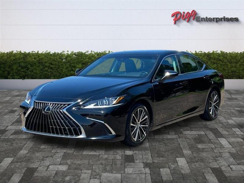 Lexus ES 2024