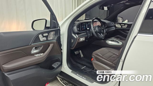 Mercedes-Benz GLS 2023
