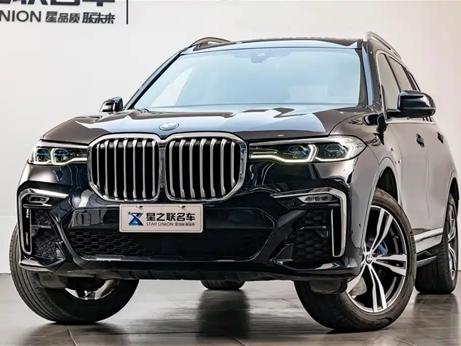 BMW X7 2021