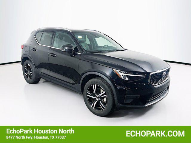 Volvo XC40 2025