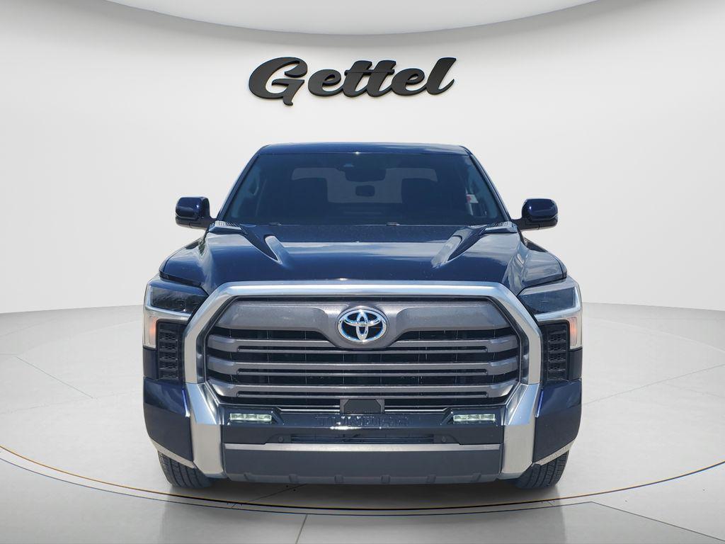 Toyota Tundra 2024