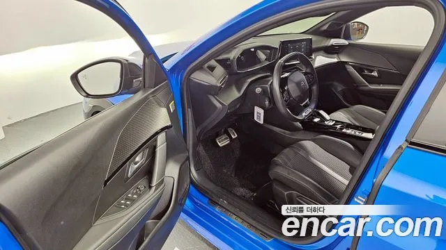 Peugeot 208 2022
