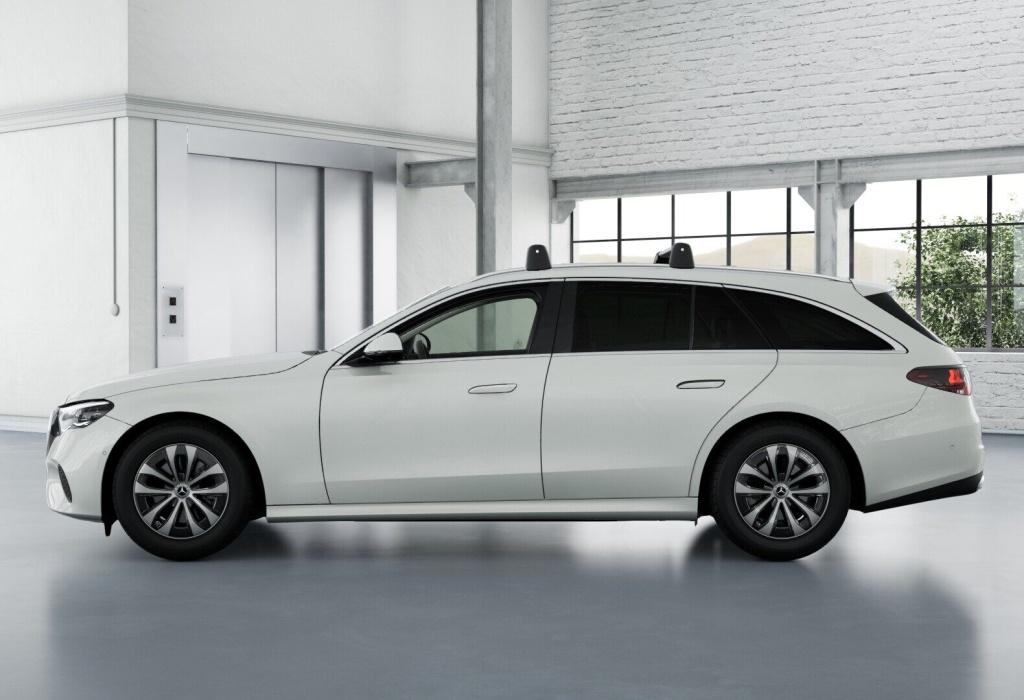 Mercedes-Benz E 220 2025