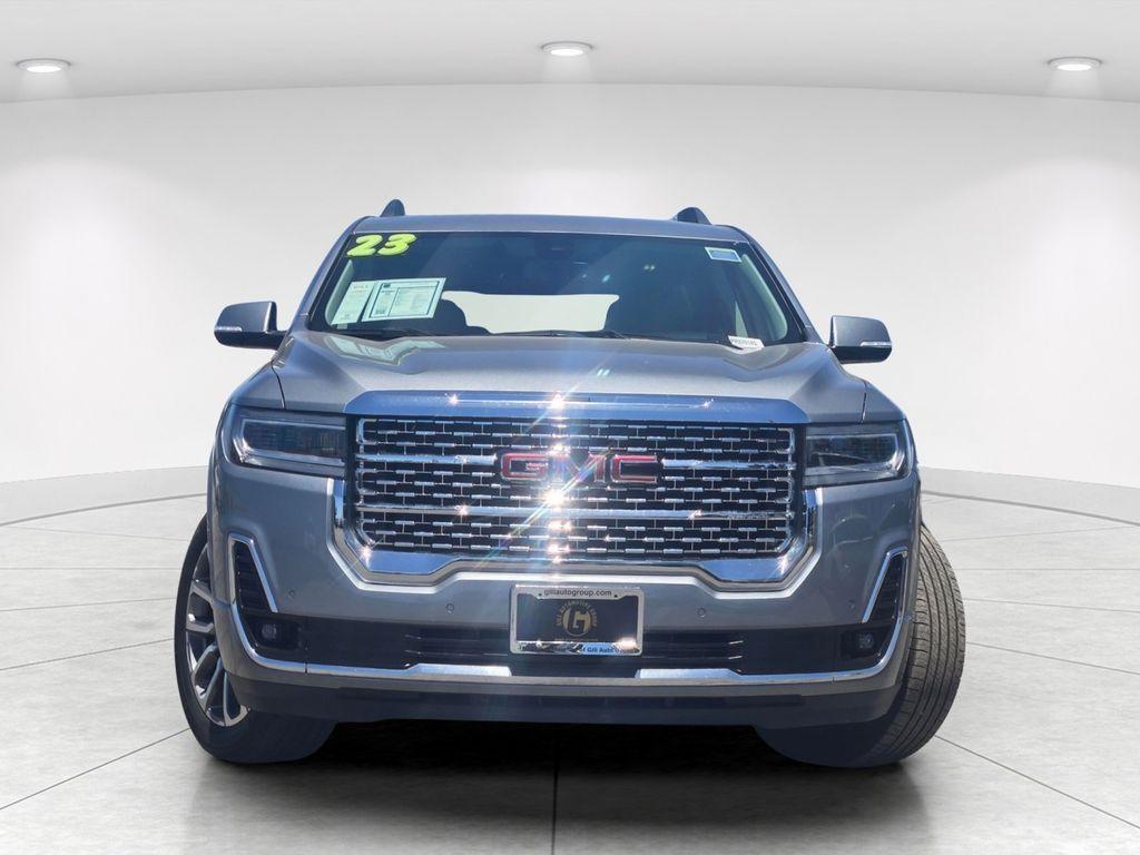 GMC Acadia 2023