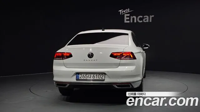 Volkswagen Passat 2022