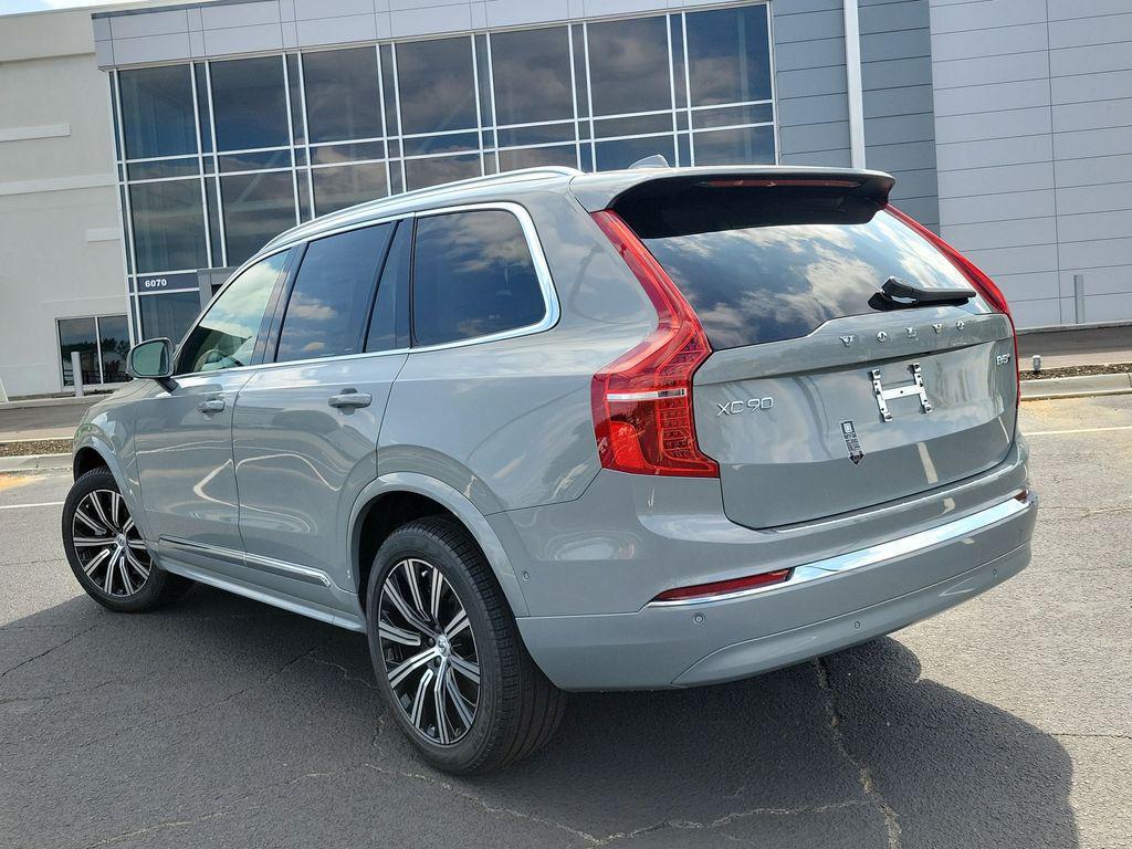 Volvo XC90 2025