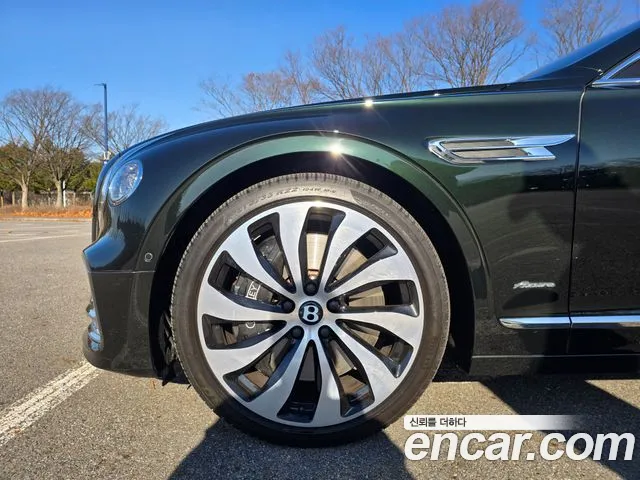 Bentley Flying Spur 2023