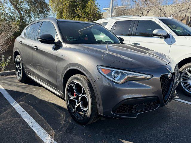 Alfa Romeo Stelvio 2023