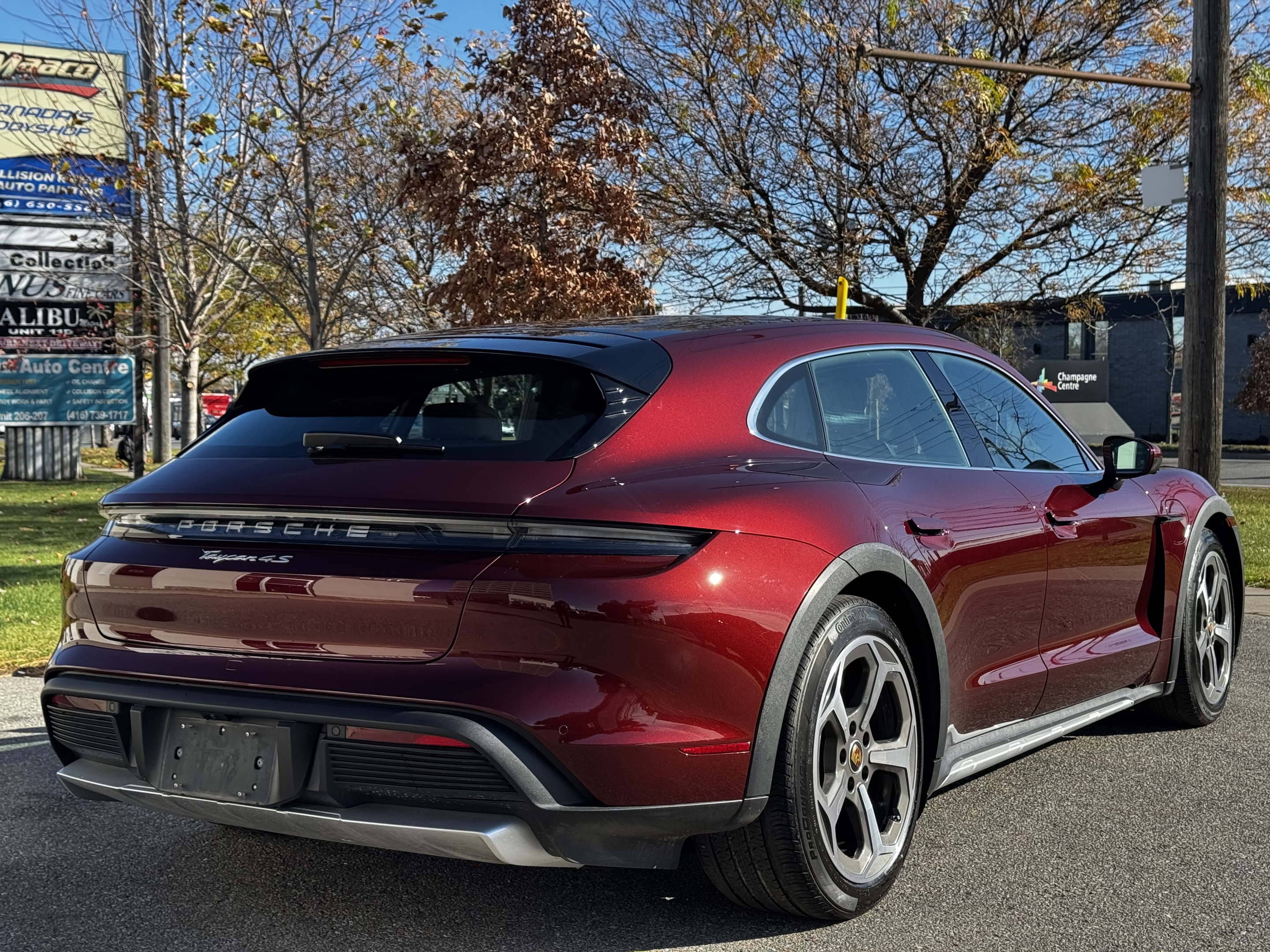 Porsche Taycan 2023