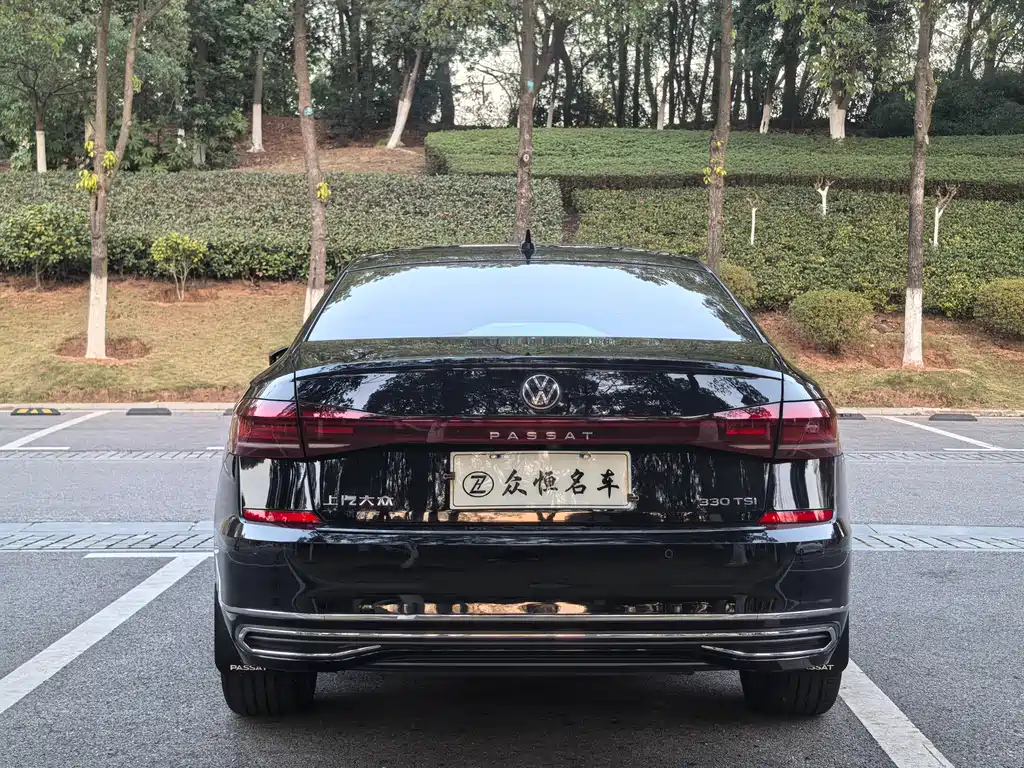 Volkswagen Passat 2022