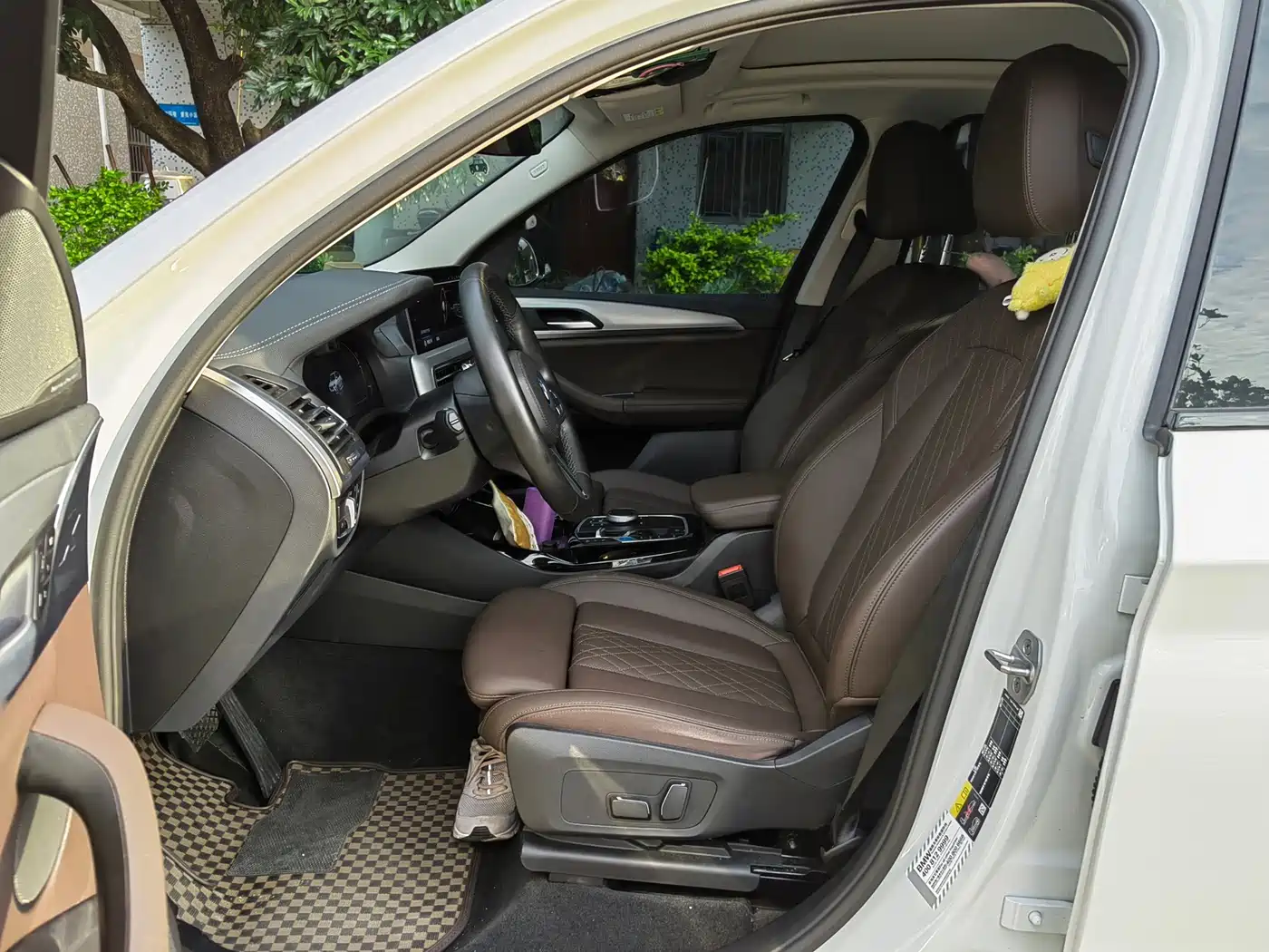 BMW iX3 2024