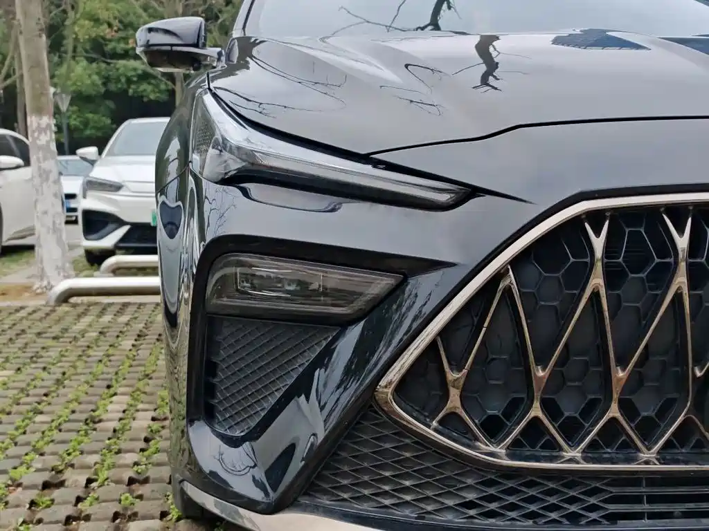 MG MG5 2022