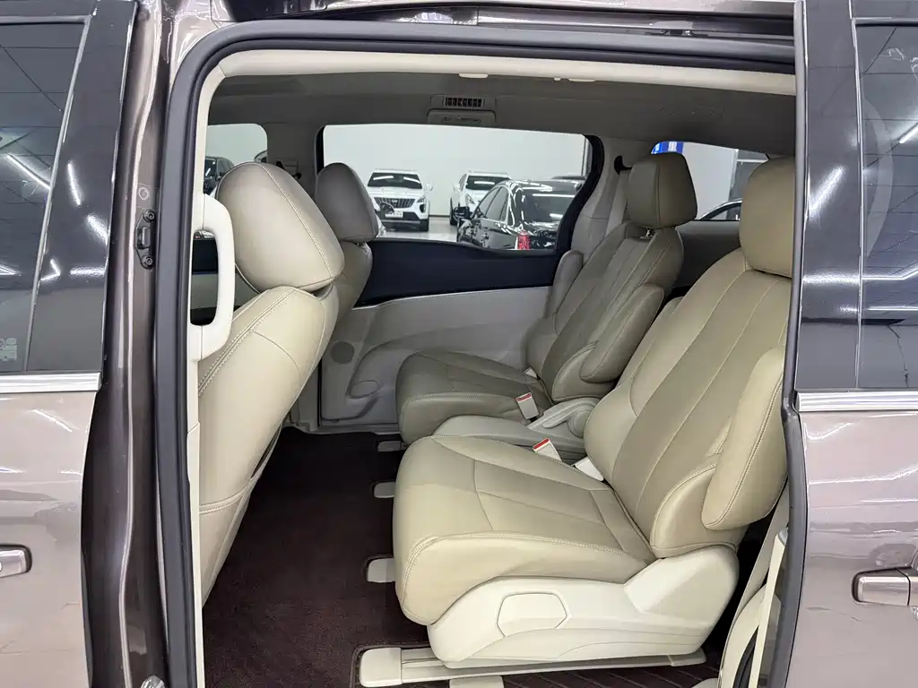 Buick GL8 2021